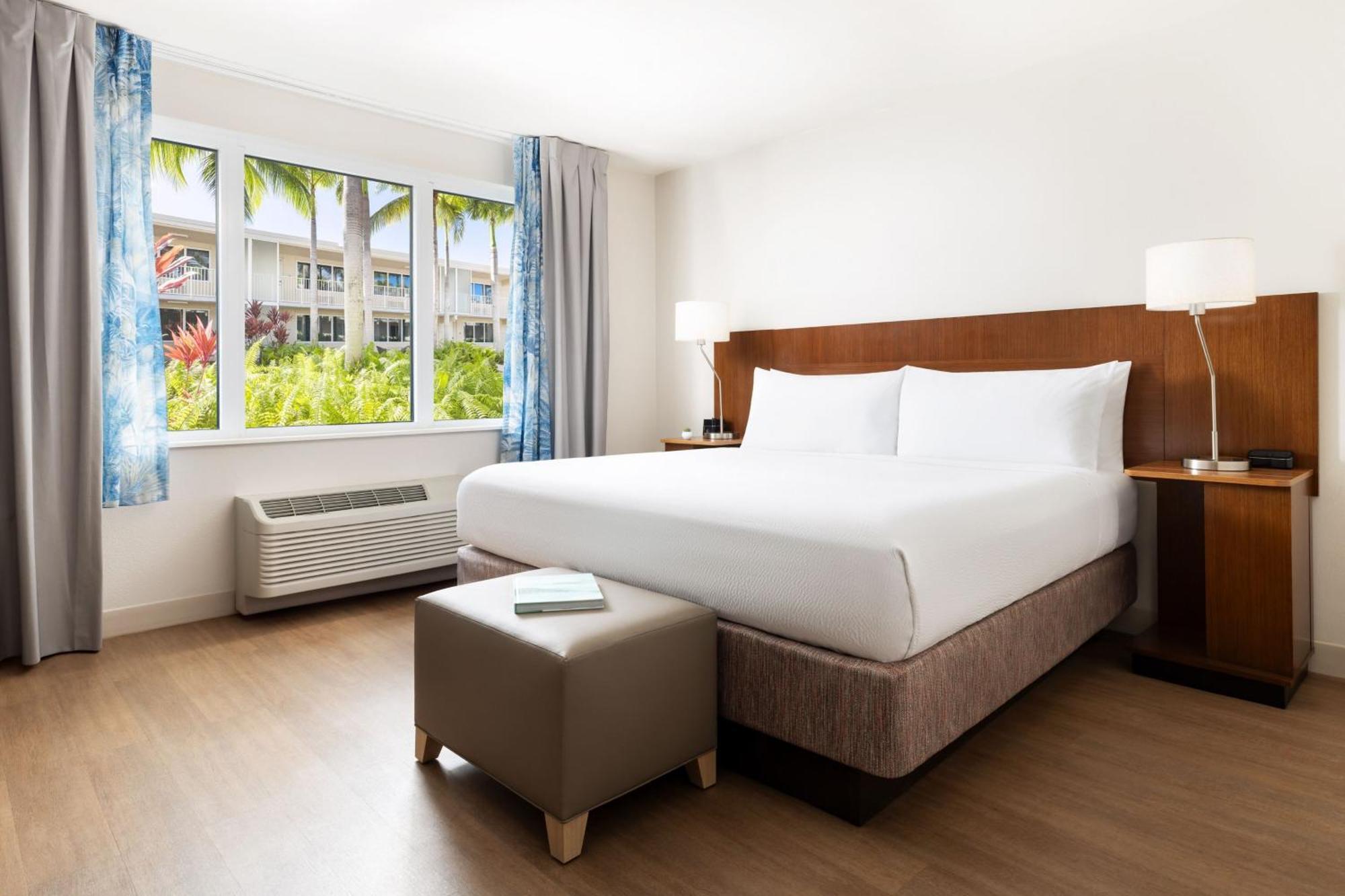 Fairfield & By Marriott At The Keys Collection Key West