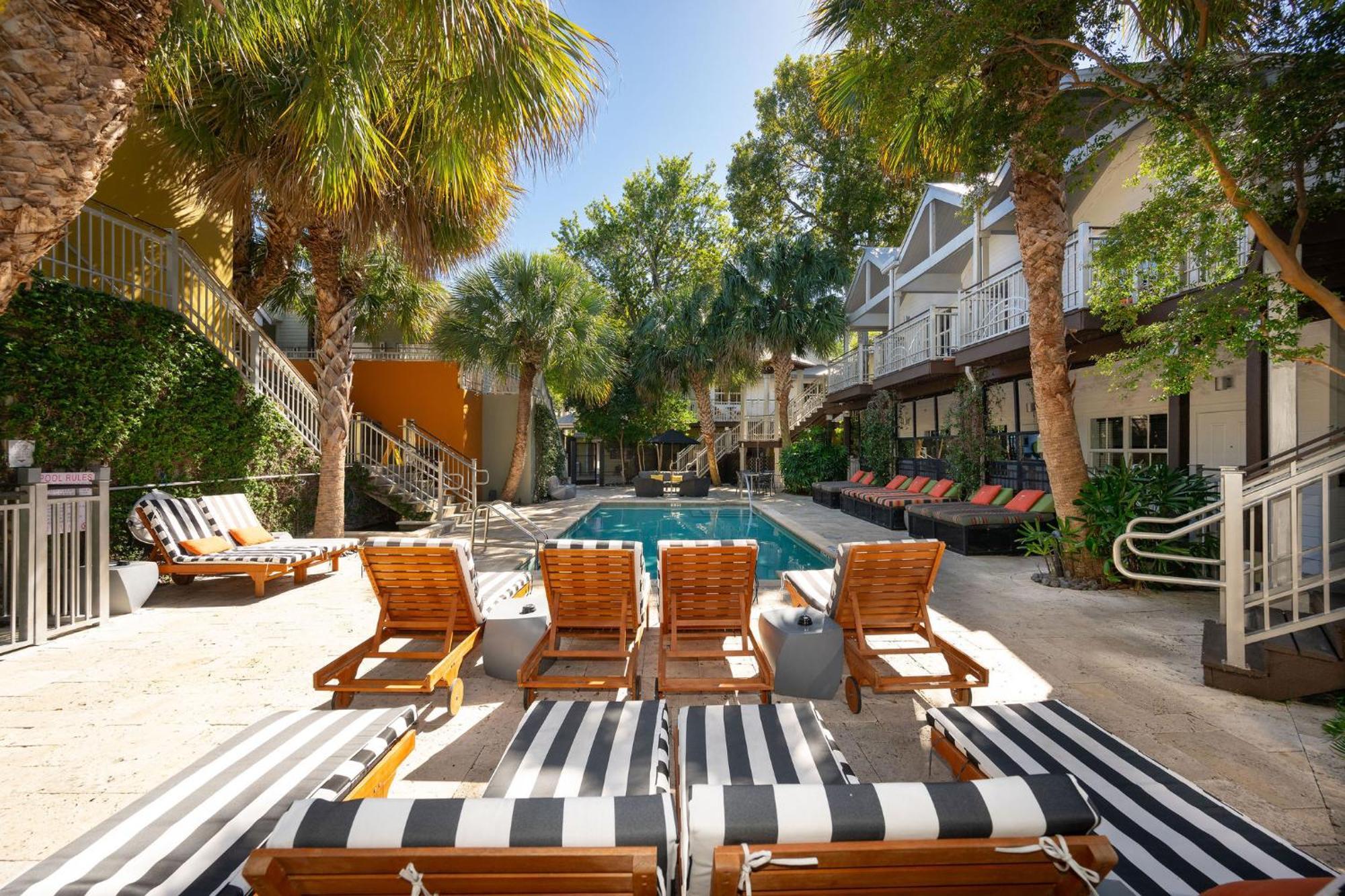 Hotel Truman 3*