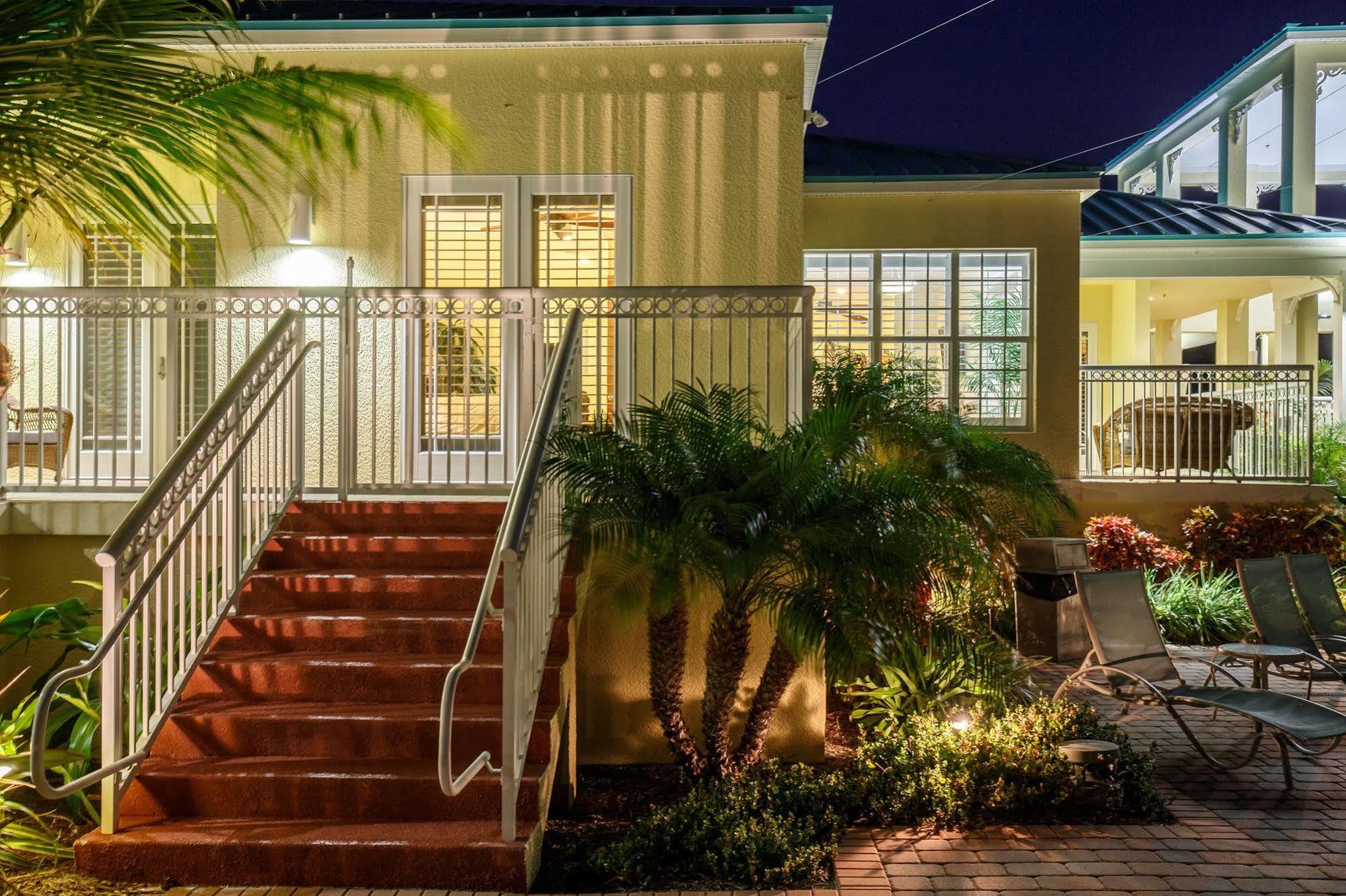 Harbour Oceanfront * Key West