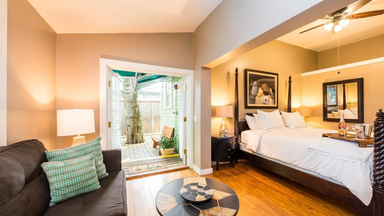 L'habitation Guesthouse- Adult Exclusive Bed & Breakfast 2*