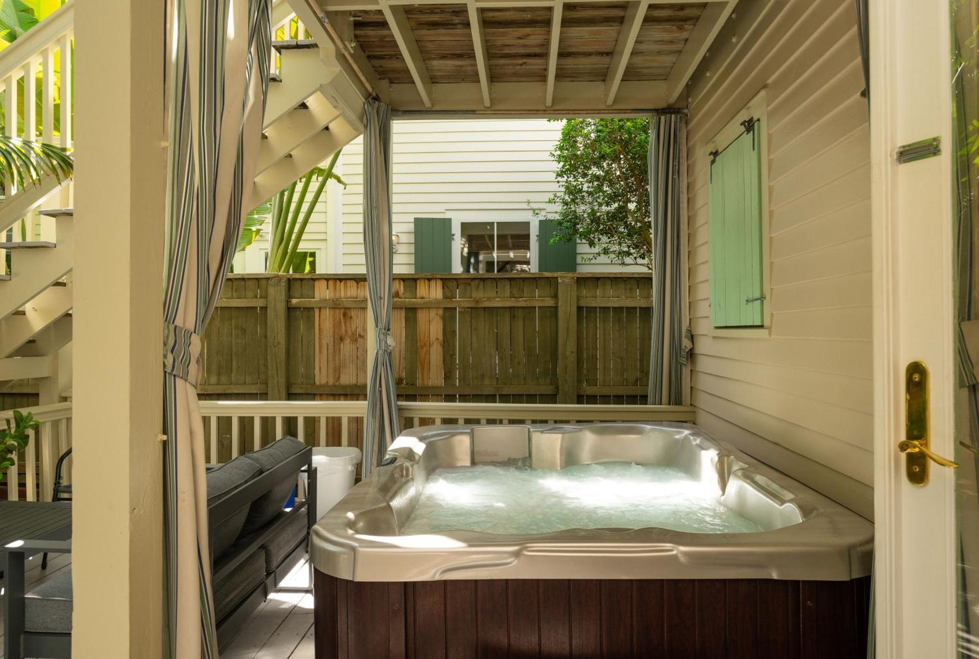 Heron Hideaway Apartment Key West