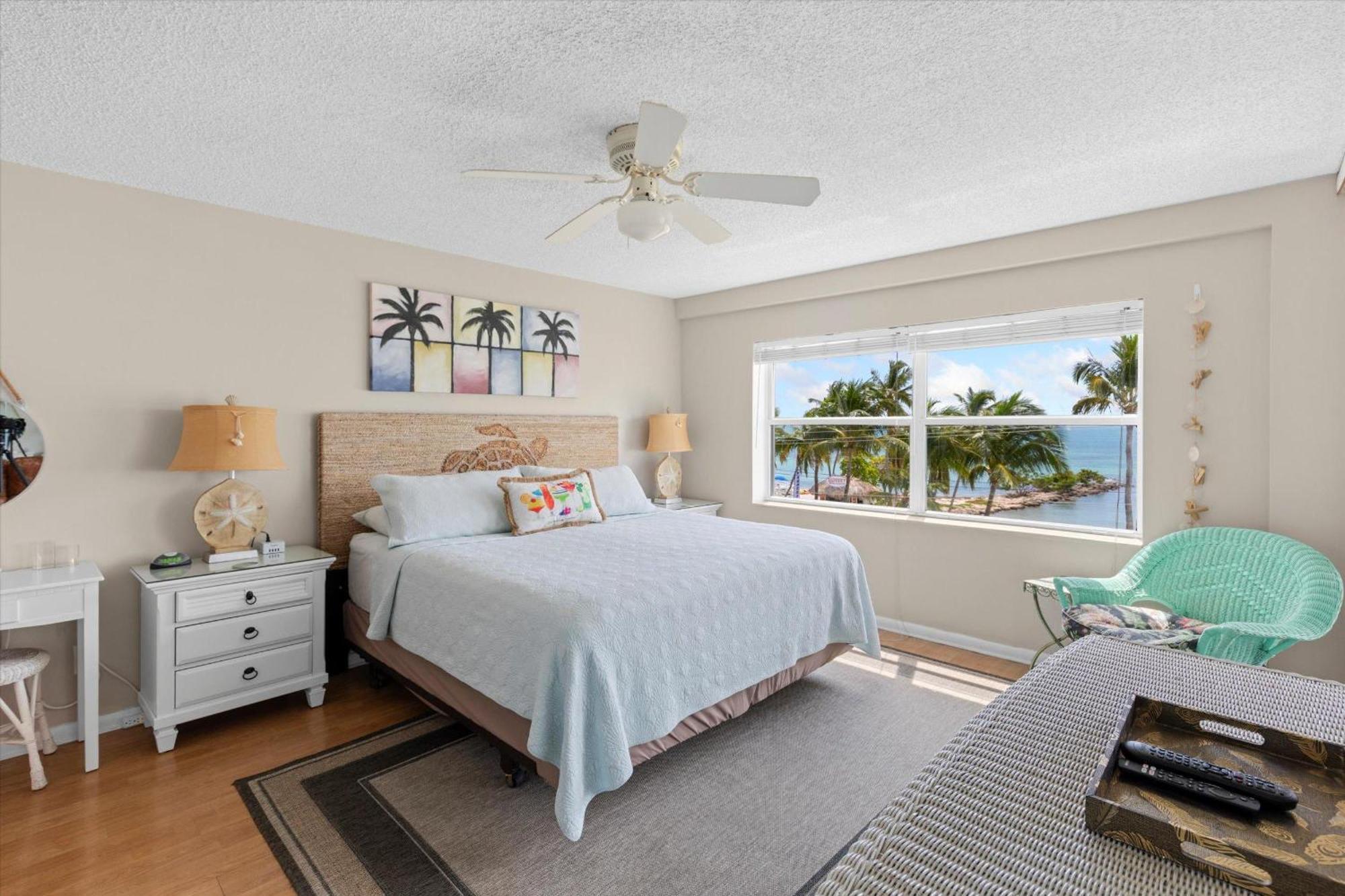 Oceanfront Oasis Holiday home