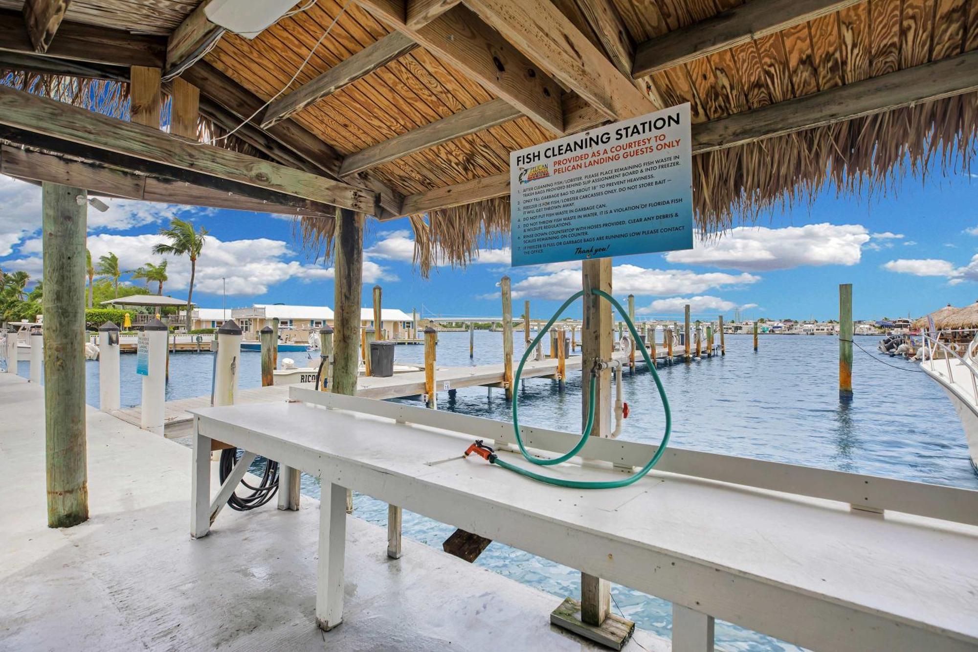 Holiday home St Kitts - Downtown Waterfront Penthouse Pool Dock Parking Key West