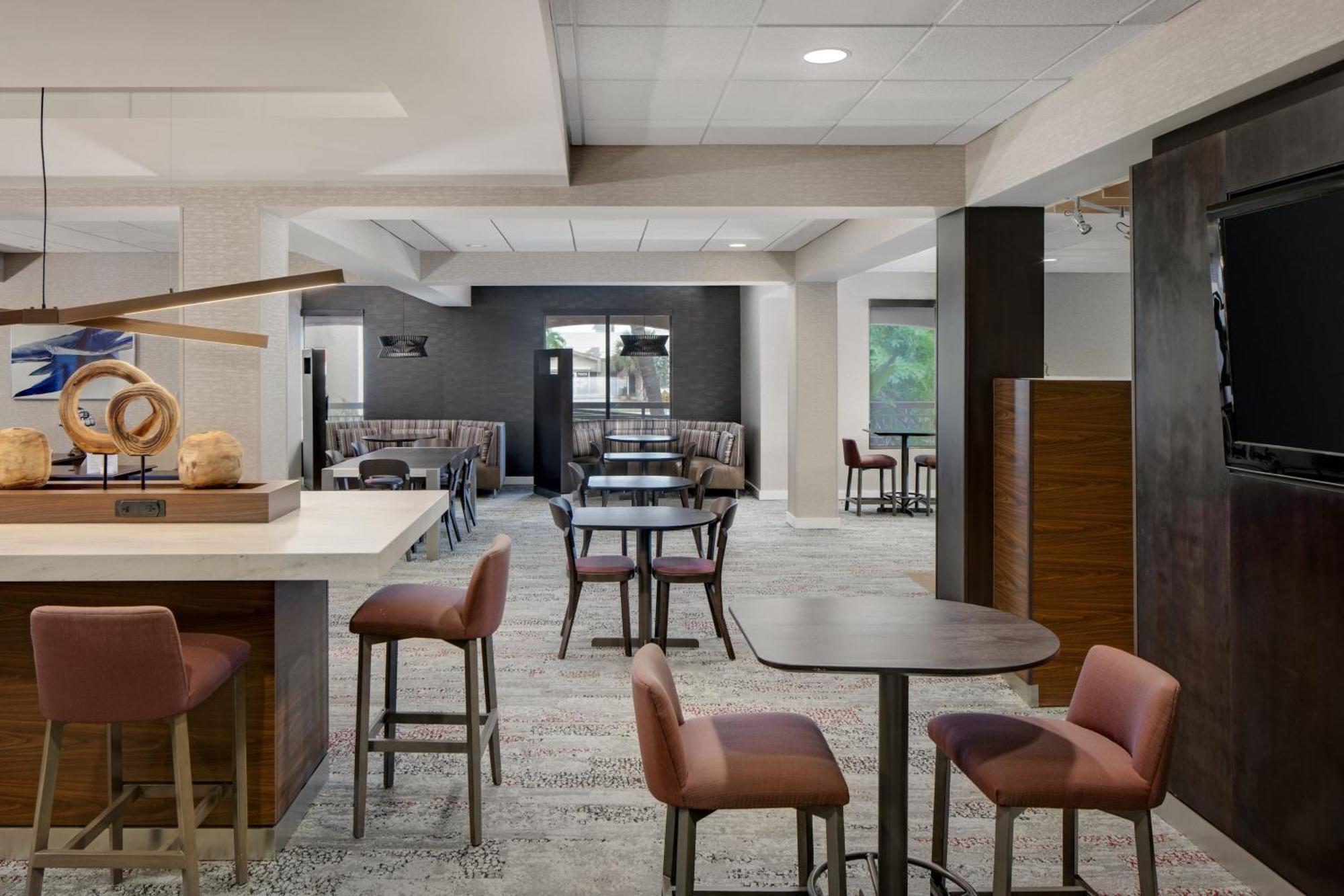 Hotel Courtyard By Marriott Waterfront Key West